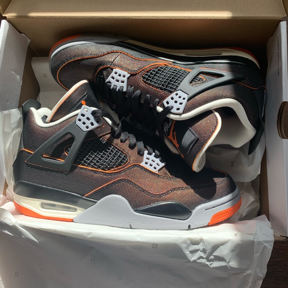 NWT Air Jordan 4 Starfish